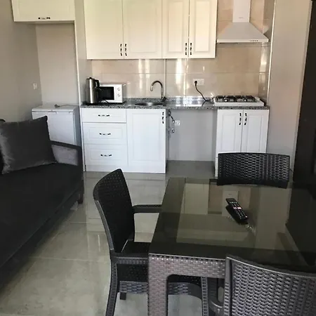 Golden Lake Resorts Aparthotel *
