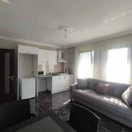 Golden Lake Resorts מלון דירות